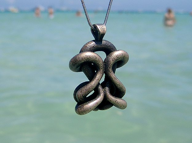 infinity small pendant in steel